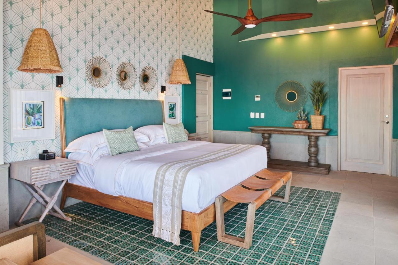 Hotel Luxury Patio Azul (Adults Only) 푸에르토 발라타 외부 사진 A bedroom at the hotel
