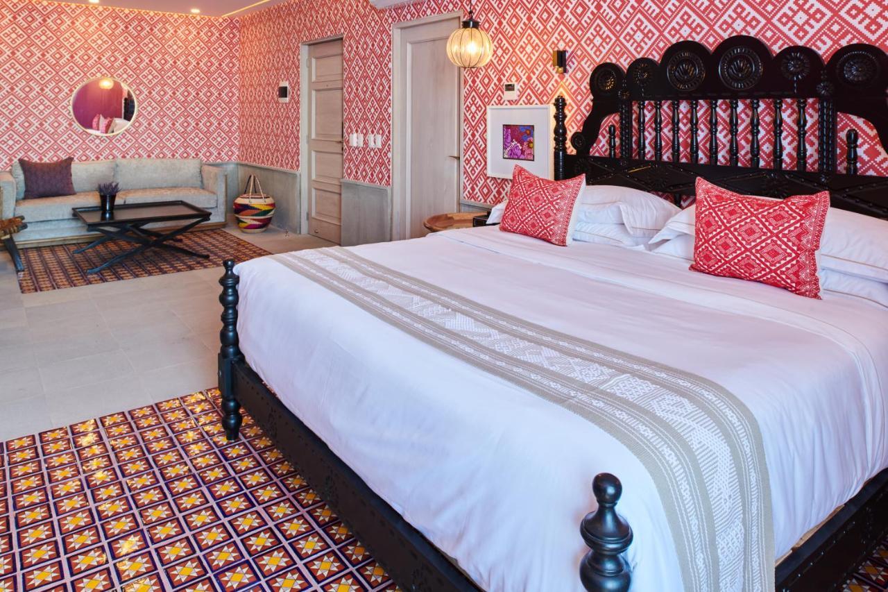 Hotel Luxury Patio Azul (Adults Only) 푸에르토 발라타 외부 사진 A bedroom at the hotel