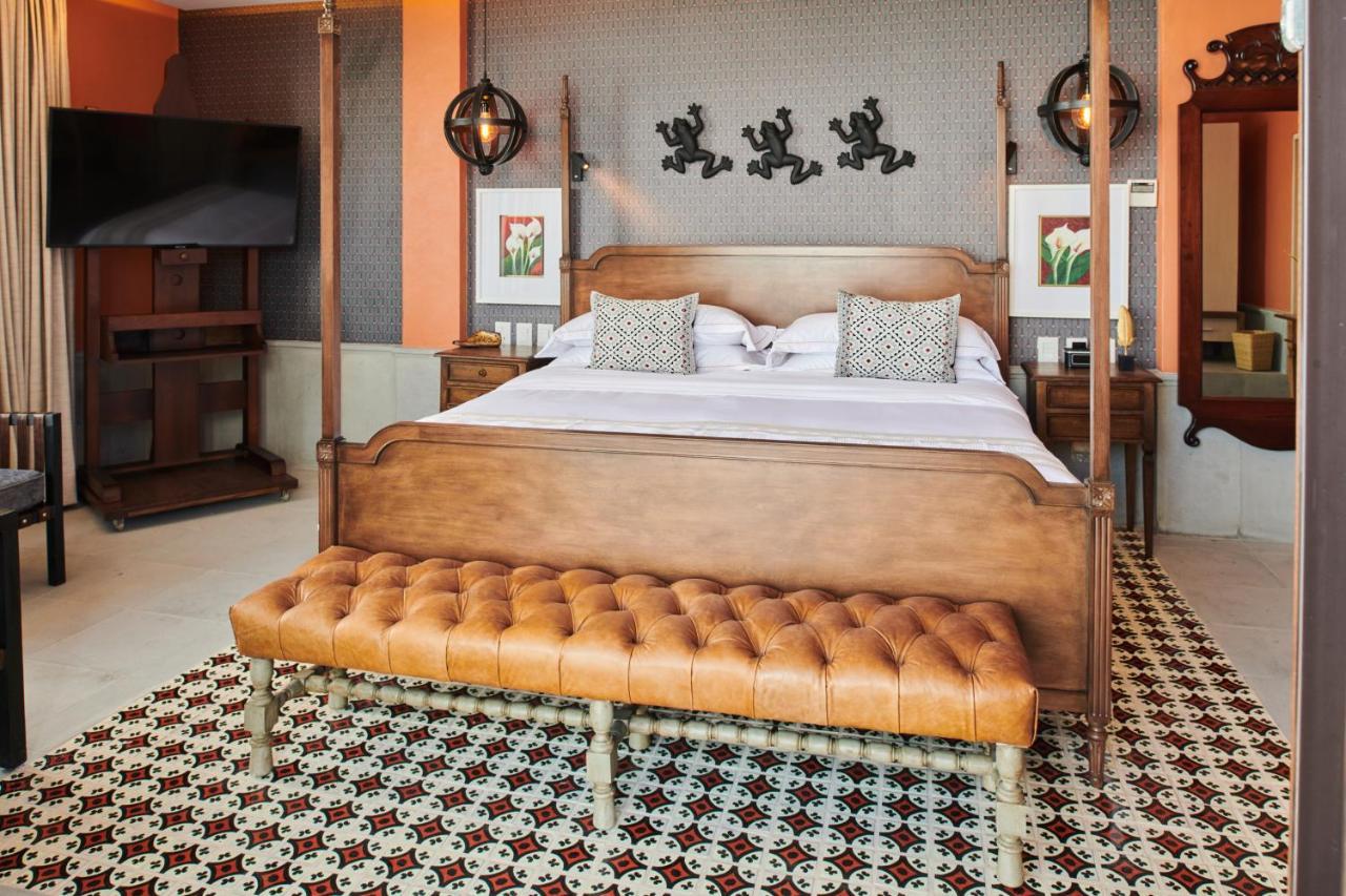 Hotel Luxury Patio Azul (Adults Only) 푸에르토 발라타 외부 사진 A bedroom at the hotel