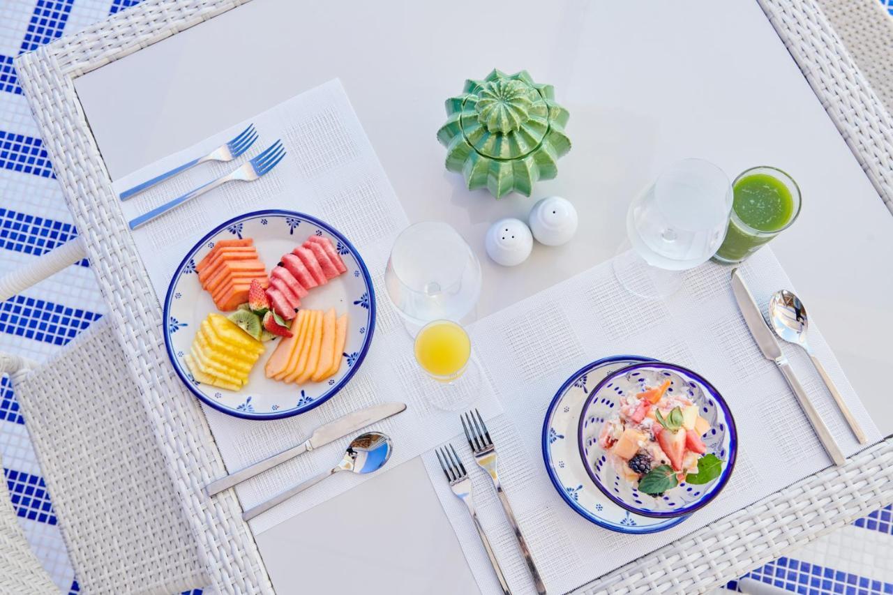 Hotel Luxury Patio Azul (Adults Only) 푸에르토 발라타 외부 사진 A place setting