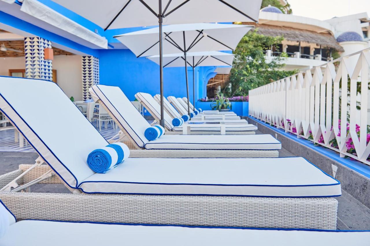 Hotel Luxury Patio Azul (Adults Only) 푸에르토 발라타 외부 사진 The pool at the Beverly Hills Hotel