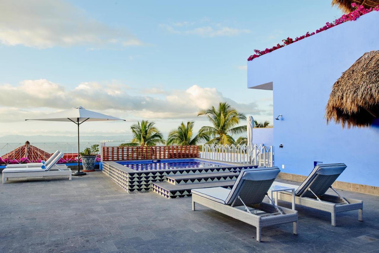 Hotel Luxury Patio Azul (Adults Only) 푸에르토 발라타 외부 사진 Rooftop pool at the Hotel Habita, Tulum, Mexico